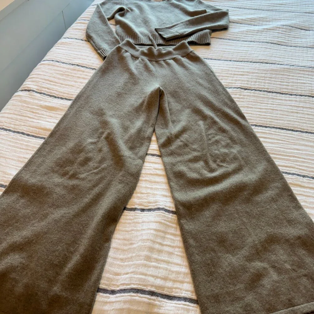 ✨ Lisa Yang 100% Cashmere Sweater & Trouser Set Luxe Knit ✨ - Picture 5 of 6